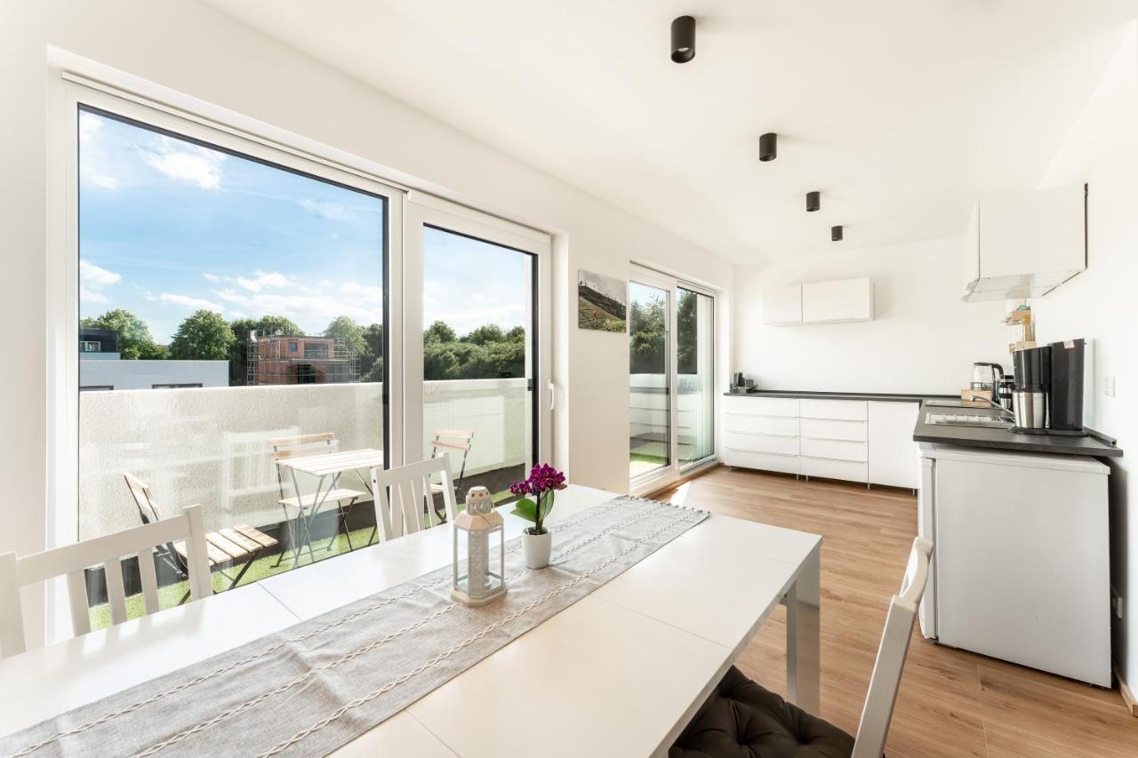 Gemuetliches Und Lichtdurchflutetes Penthouse Mit Sternenhimmelblick, Boxspringbett Und Terrasse - Gute Anbindung An Die Innenstadt Kassel Buitenkant foto