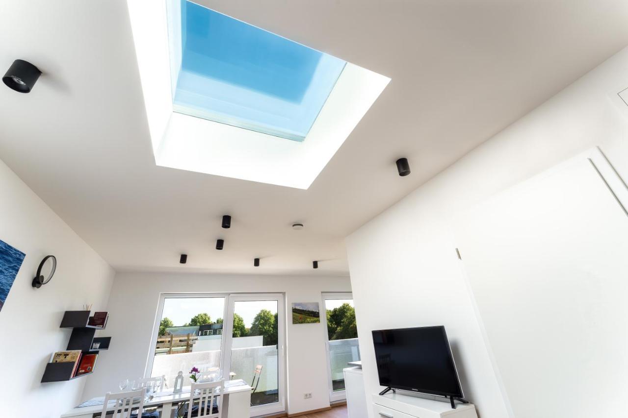 Gemuetliches Und Lichtdurchflutetes Penthouse Mit Sternenhimmelblick, Boxspringbett Und Terrasse - Gute Anbindung An Die Innenstadt Kassel Buitenkant foto